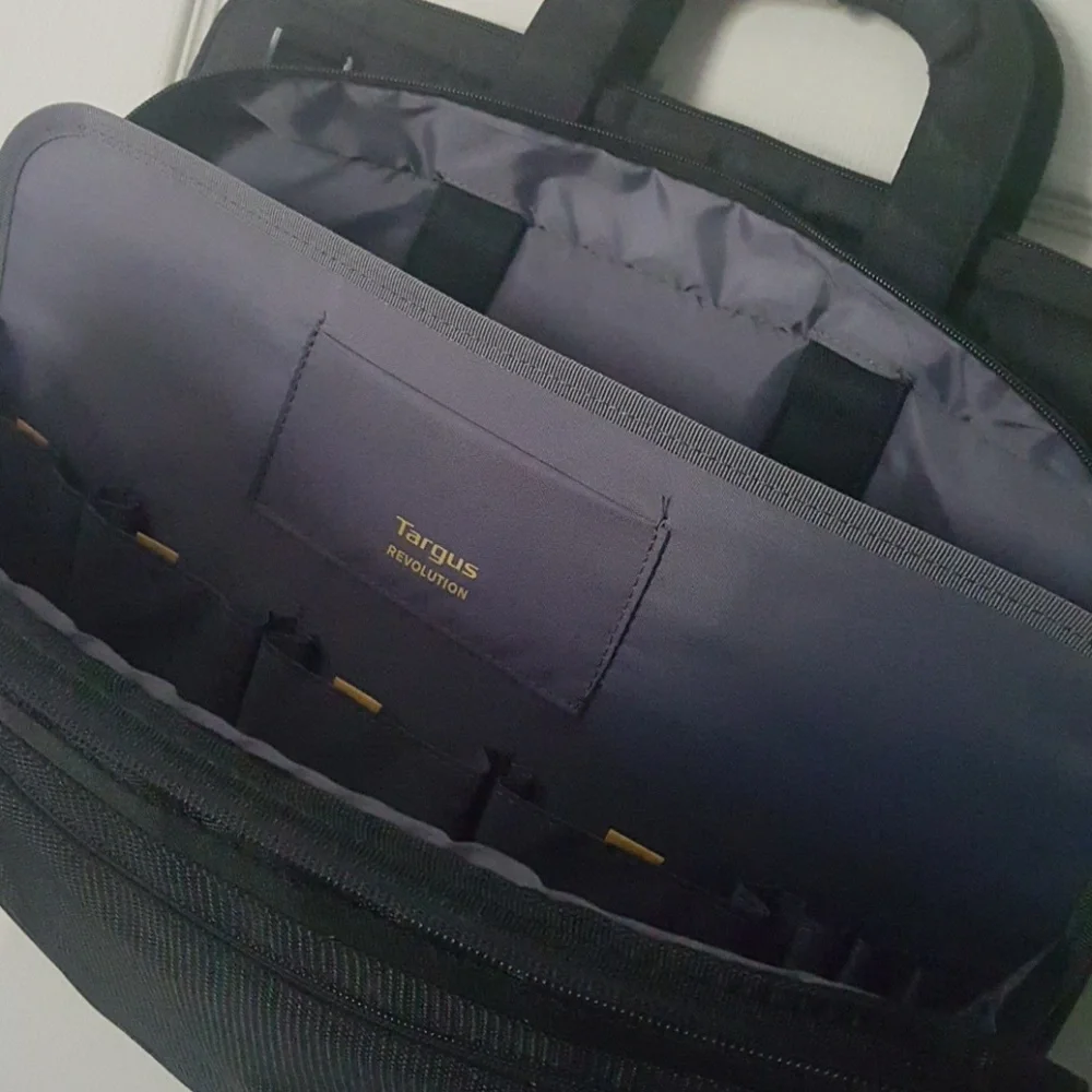 Targus Black 16